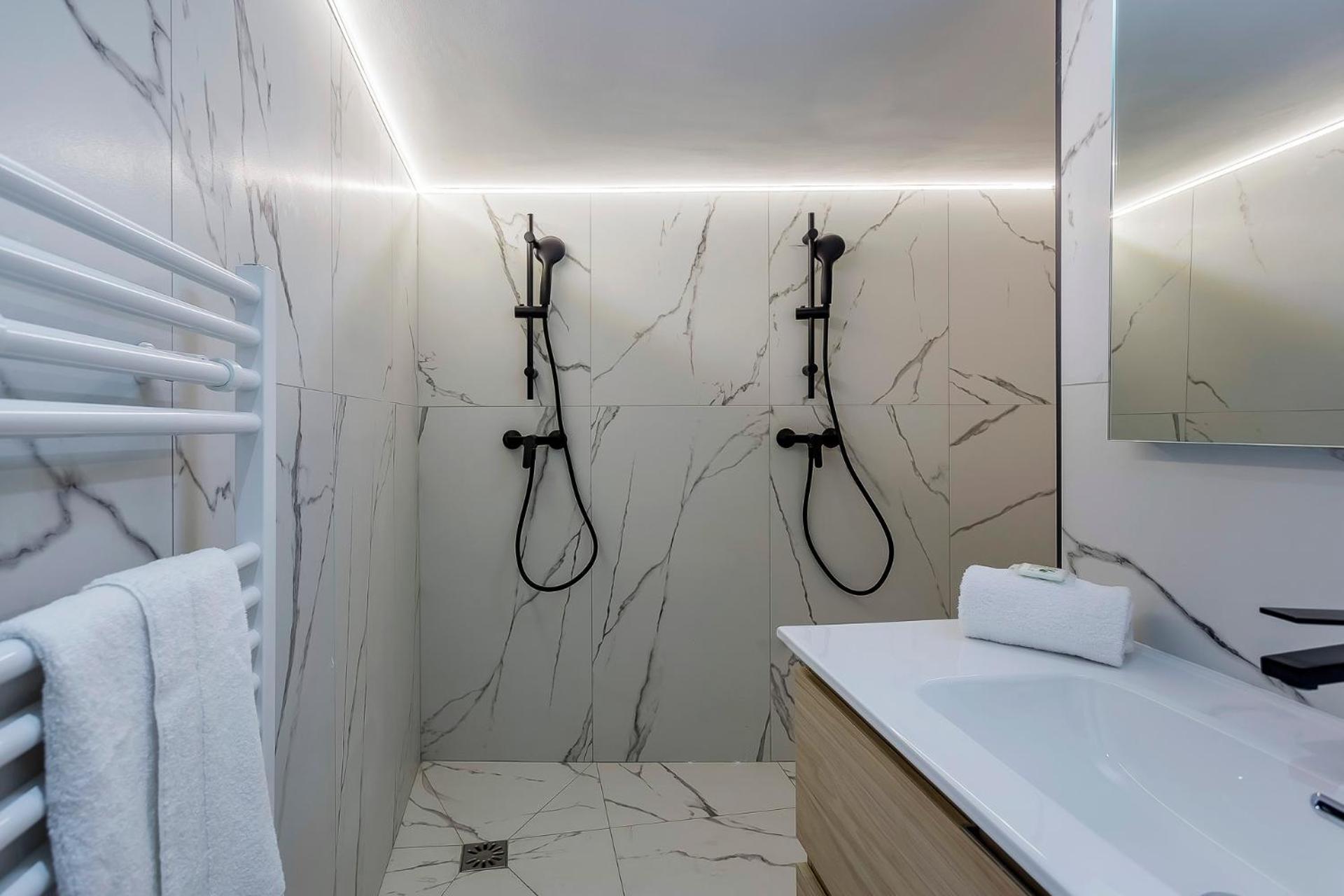 Suite Romantique Balneo Centre Lyon Extérieur photo